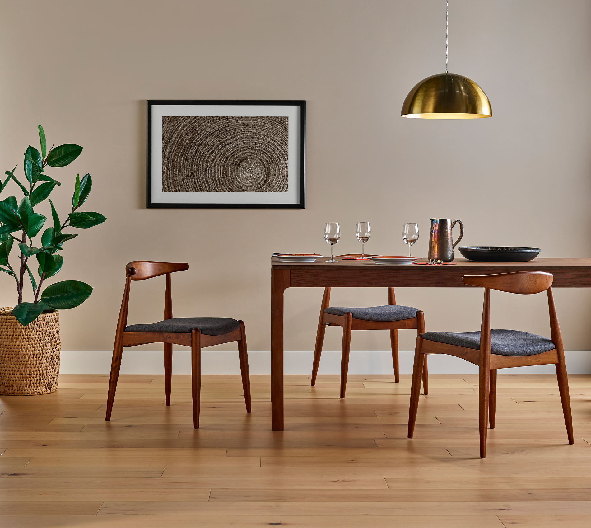 Hardwood flooring in a dining room 